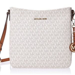 Michael Kors Jet Set Travel